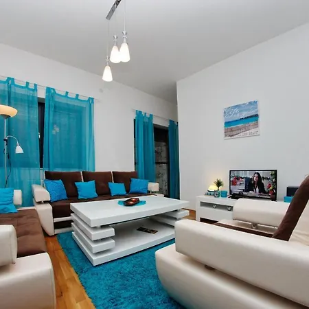 Apartment Apartman Centar- Free Parking *